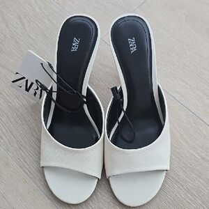 Zara Cream Open-Toe Heels with Clear Lucite Wedge size 37